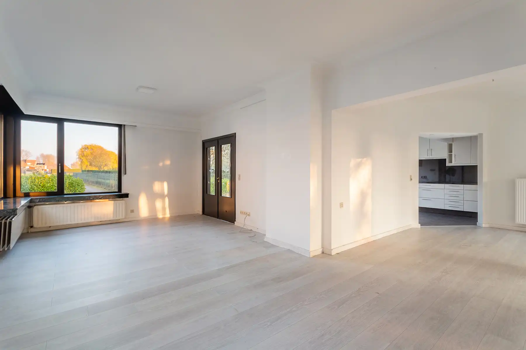 Edegem - Villa met 4 slpkamers + garage + ruim magazijn 500² foto 5