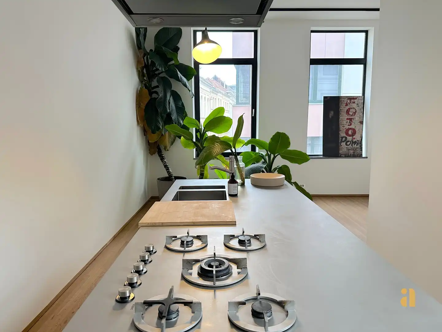 Wonen met stijl, licht en rust – midden in Gent foto 9