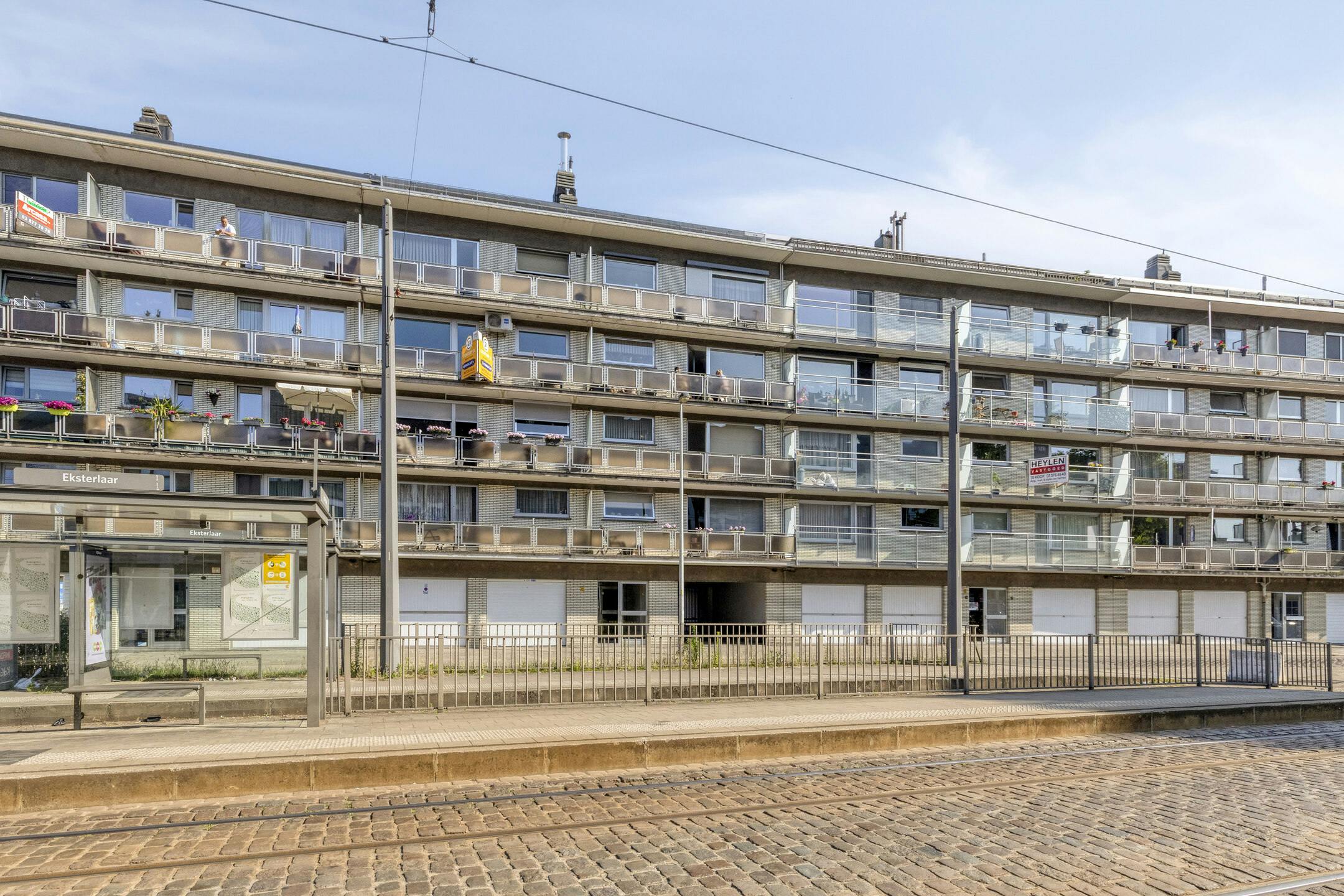 Ruim dakappartement met garage op uitstekende locatie in Deurne! foto 2