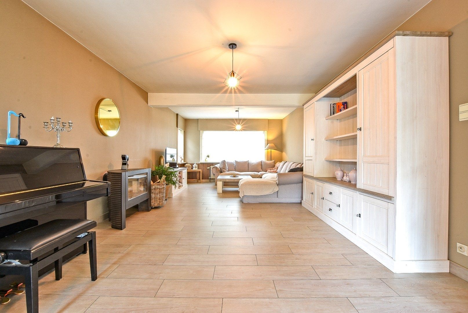 Instapklare alleenstaande woning met 4/5 slaapkamer op 2.084m² te Diksmuide! foto 9