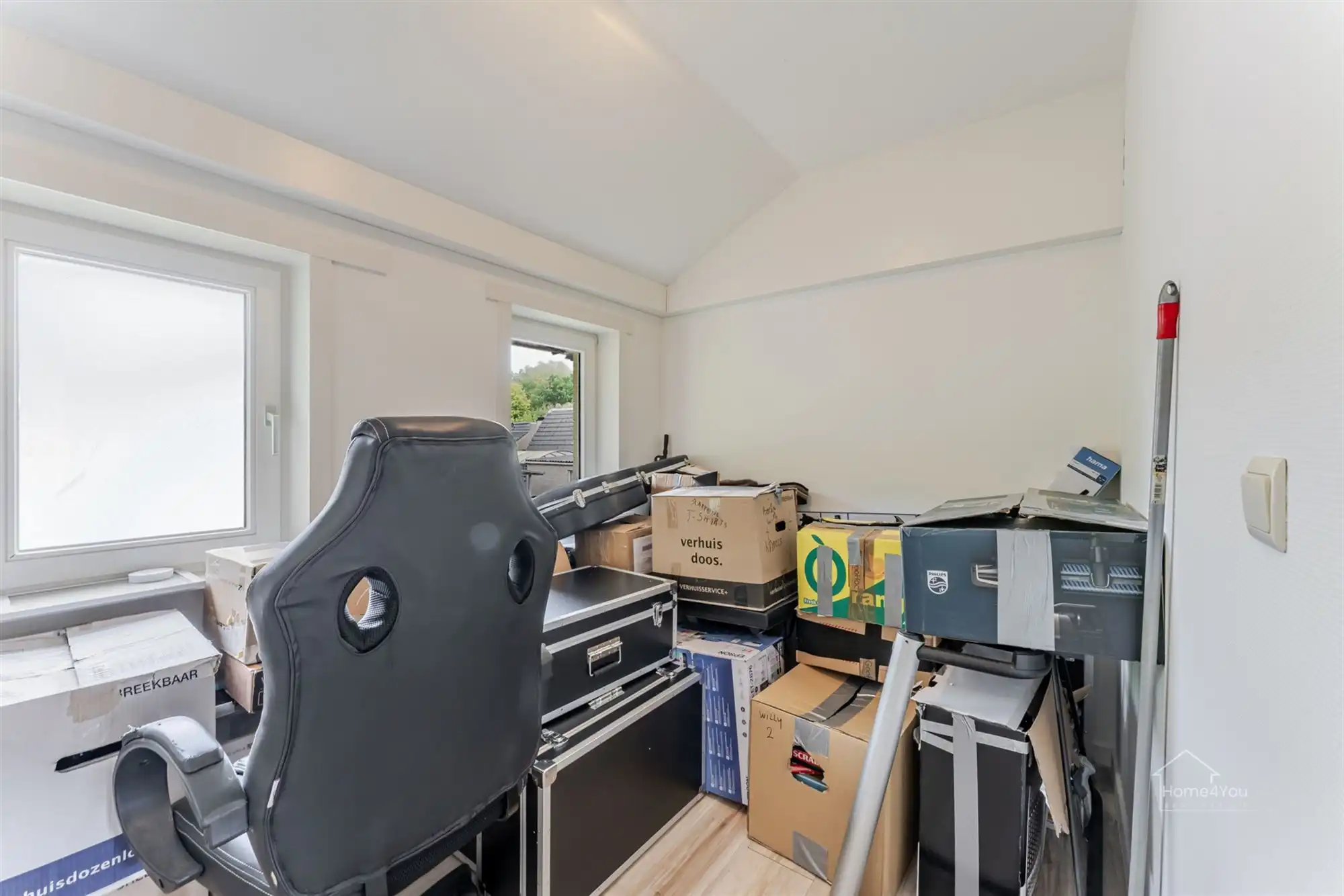 Instapklare en energiezuinige woning met mooie tuin. foto 13