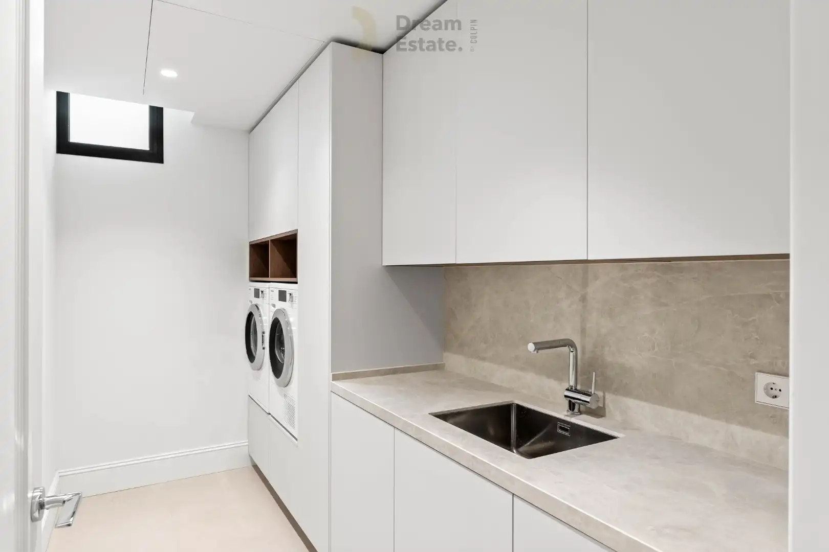 Schitterende nieuwe villa gelegen te La Cerquila, Nueva Andalucía, Marbella. foto 46