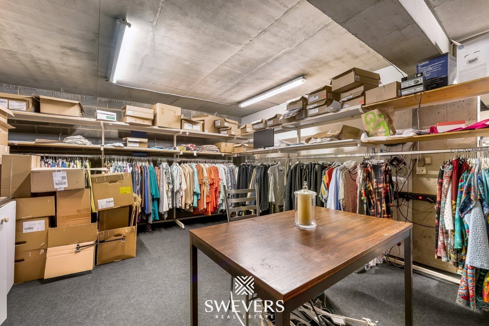 Commerciële topligging aan Sint-Martenplein in Sint-Truiden foto 15