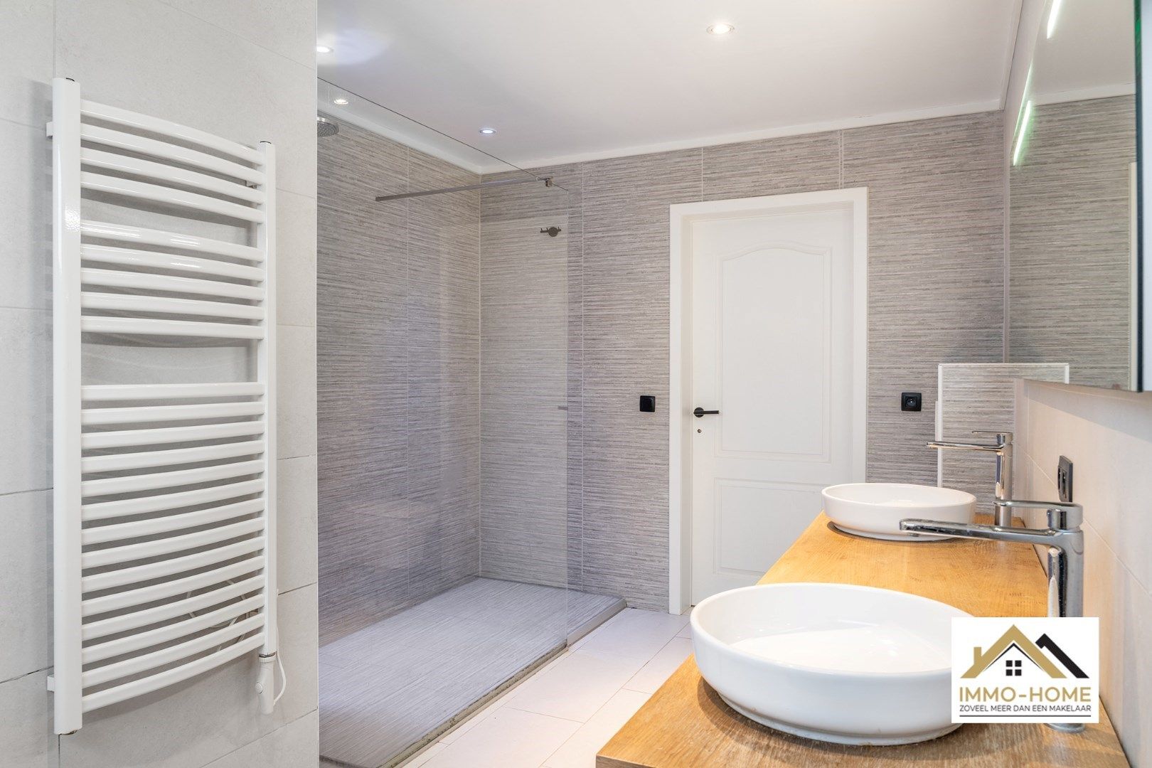 Opgefriste vrijstaande bungalow nabij groene omgeving! foto 7