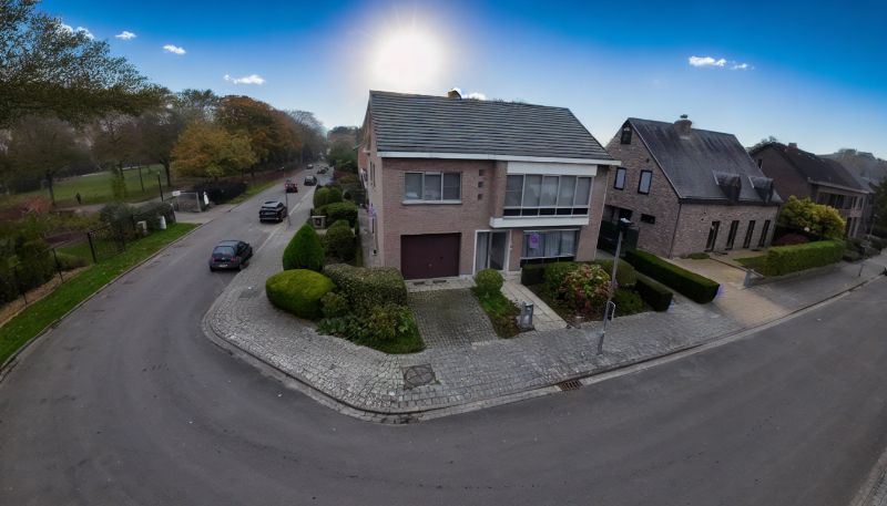Hoofdfoto van de publicatie: Goed onderhouden woning centrum Geel, rustig gelegen!