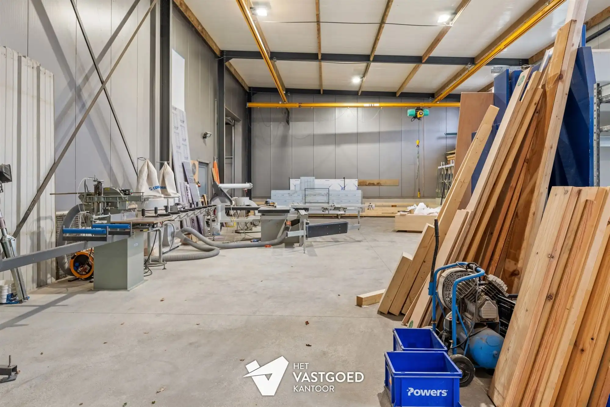 RUIM EN UITSTEKEND ONDERHOUDEN BEDRIJFSPAND MET KANTOORRUIMTE TE BALEN  foto 9