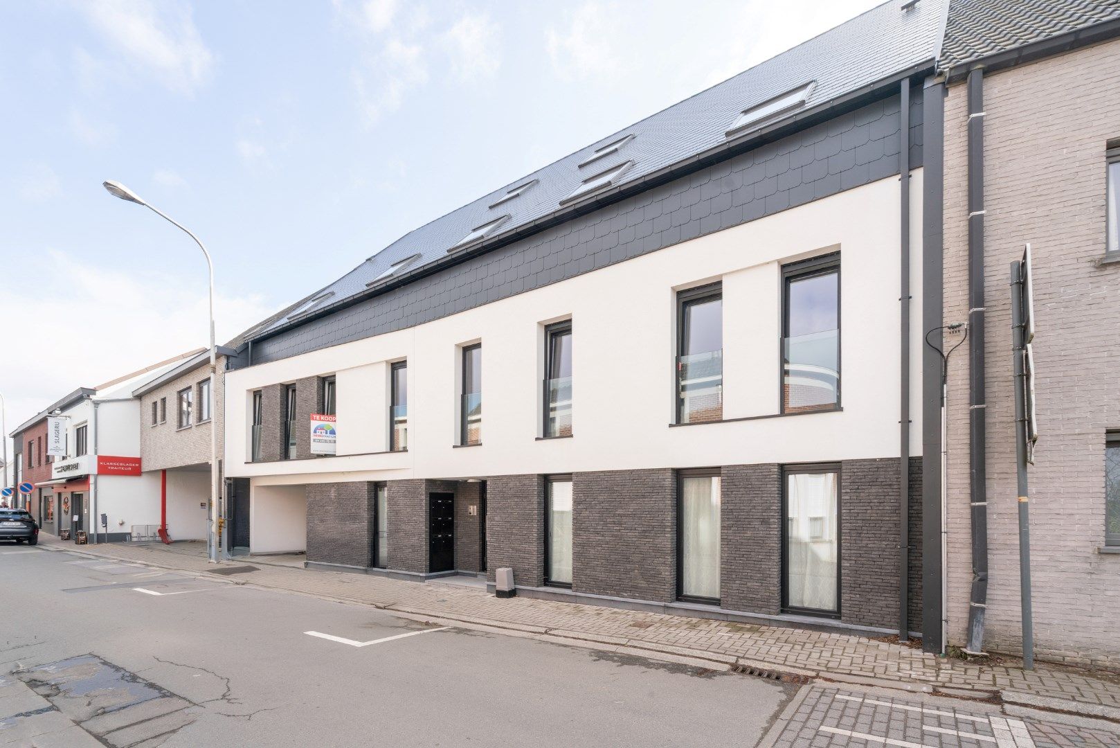()=>{if(producerUpdateValueVersion(node),producerAccessed(node),node.value===ERRORED)throw node.error;return node.value} Kluizendorpstraat 58 -/0101 - 9940 Evergem