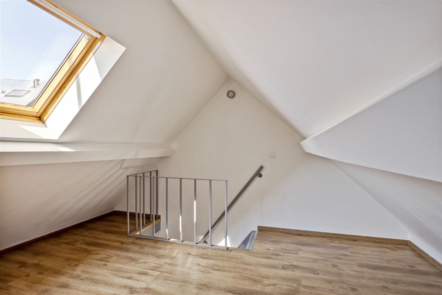 Gerenoveerde woning foto 12