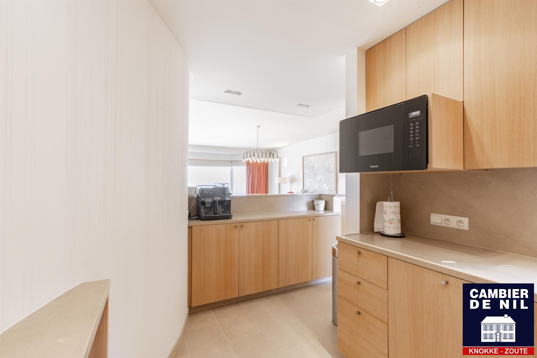 Gemeubeld appartement met adembenemend zeezicht  foto 10