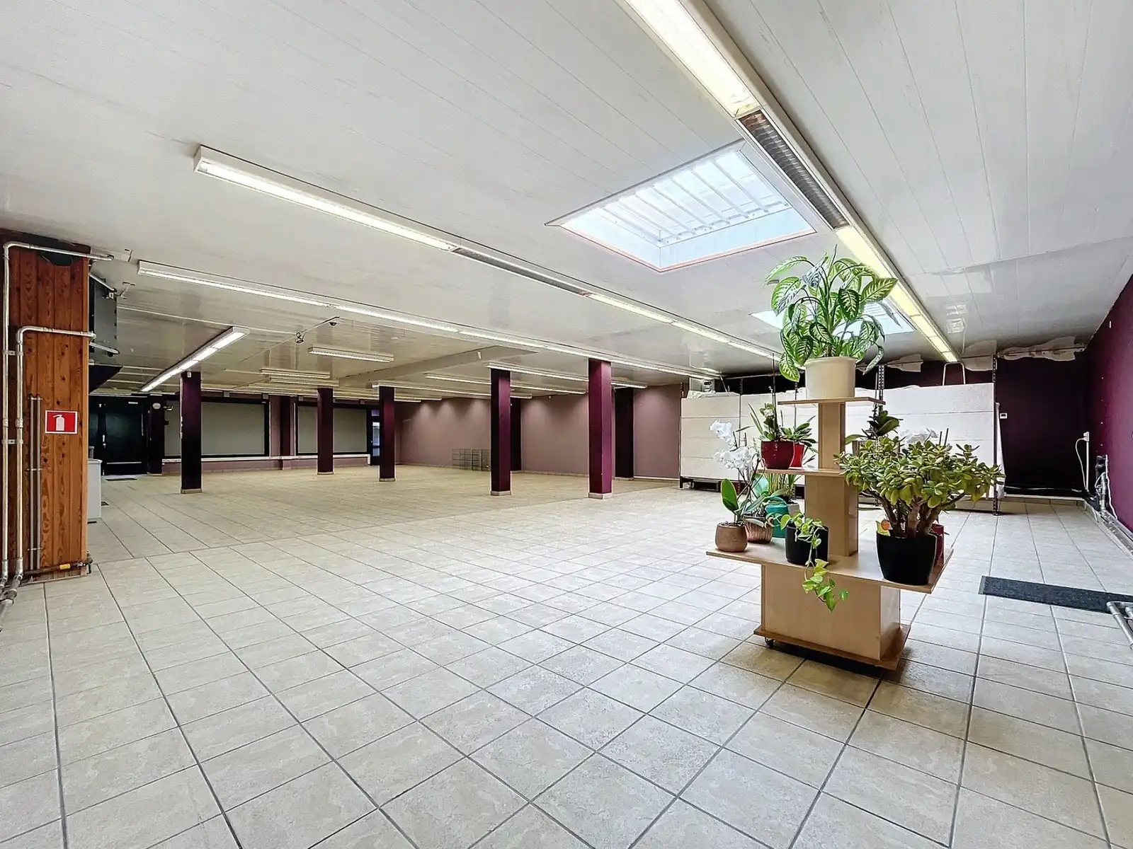 Opsplitsbare polyvalente gelijkvloers handelsruimte foto 9