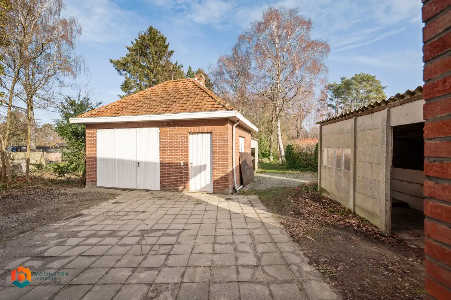 Verbouwproject met landelijk uitzicht op een perceel van 1.200m² foto 19