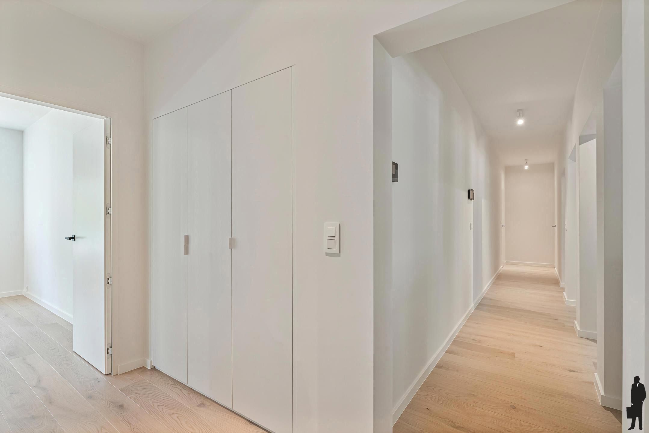 Gerenoveerde villa (ca. 3.628 m²) in een doodlopende straat! foto 15
