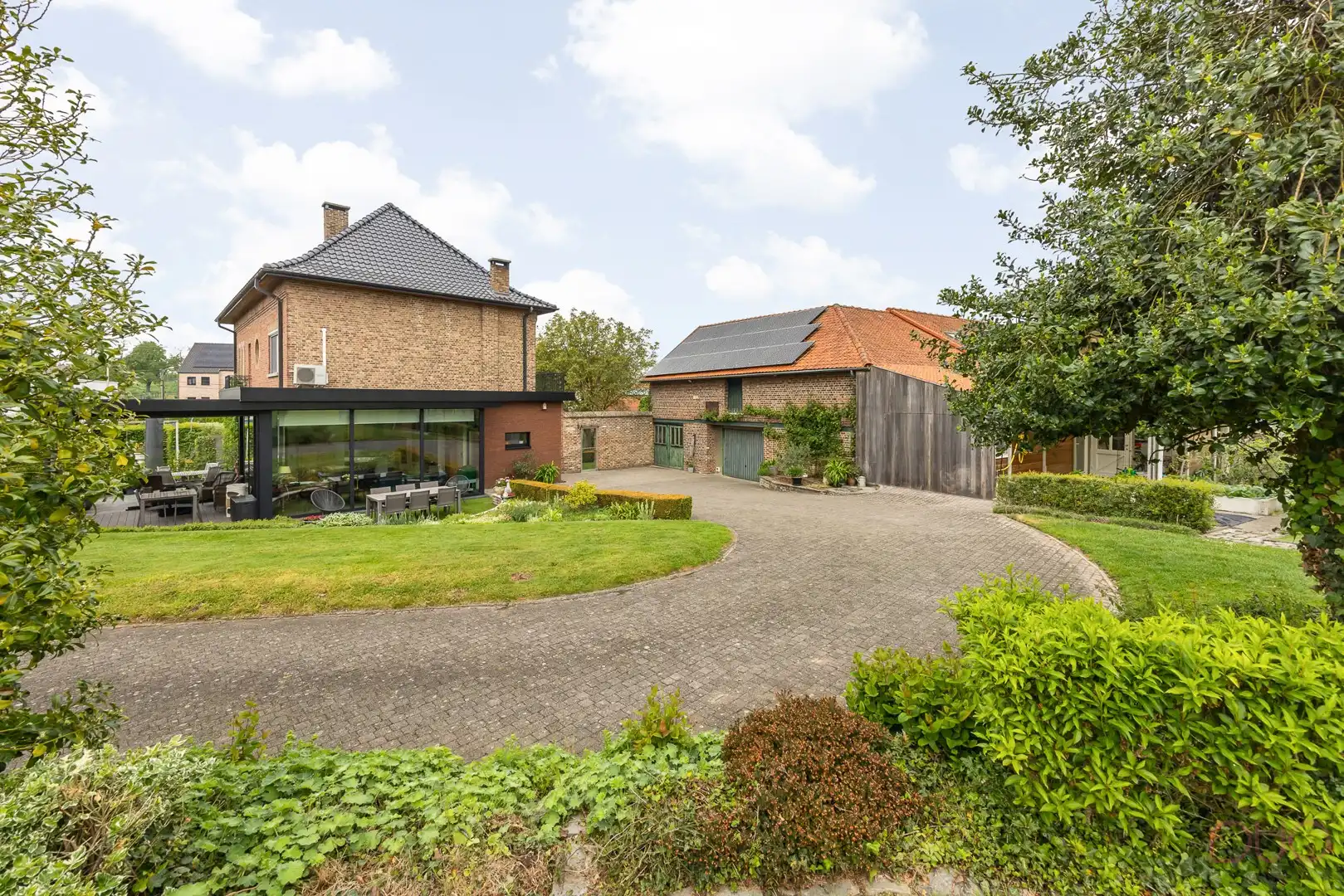 Statige herenwoning met mooie tuin en charmante schuur | 4 slpk + mogelijkheid praktijkruimte foto 34