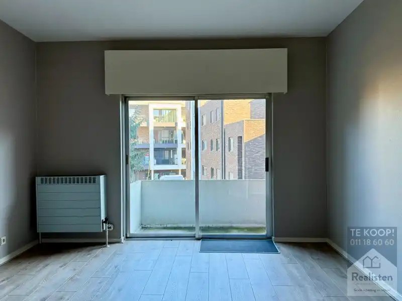 Instapkaar appartement - vlak aan het Jessa ziekenhuis foto 23