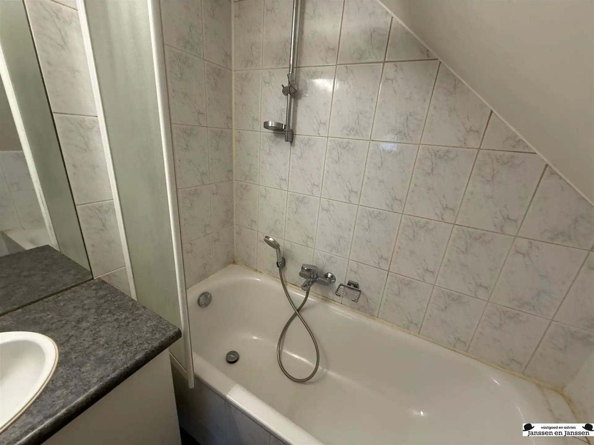 Gezellig dakappartement in het centrum van Wuustwezel!  foto 11