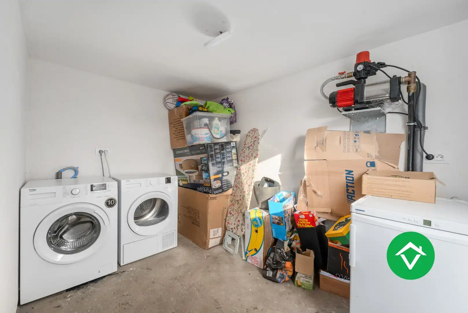 Volledig vernieuwde woning met 3 slaapkamers en bijgebouw in centrum Koekelare foto 20