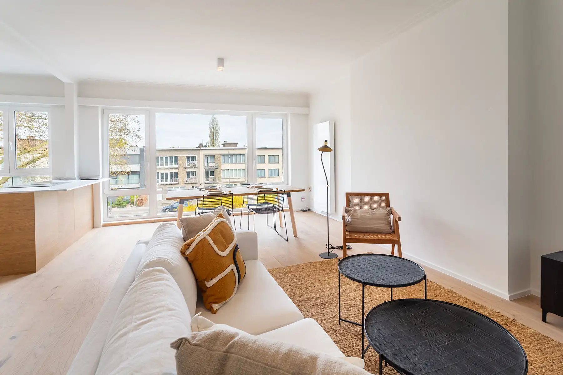 Wilrijk - Gerenov.  2 à 3 slaapkamer app. met terras + P  foto 9