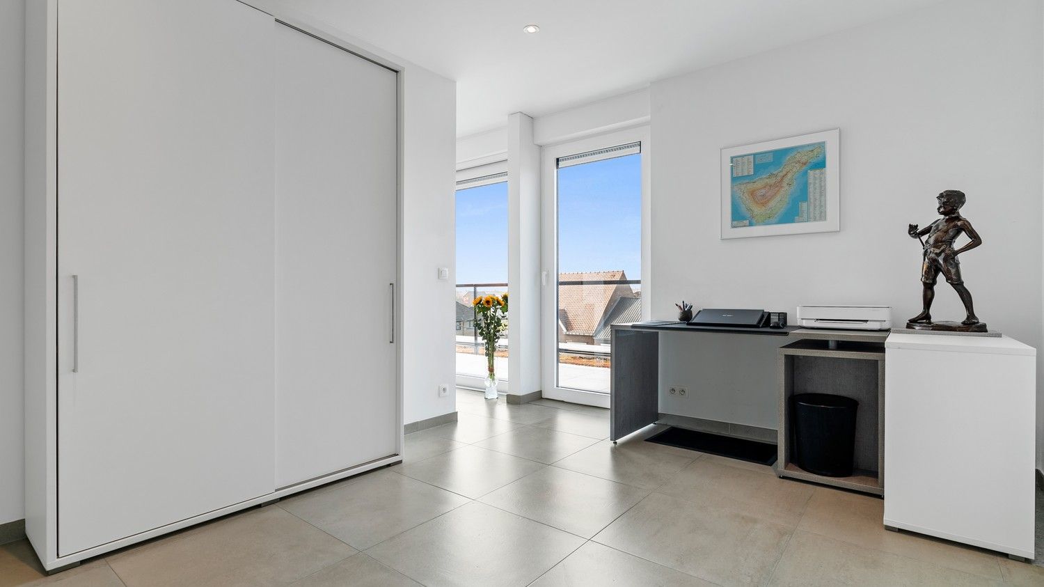 Modern penthouse met twee terrassen op toplocatie in Lanaken (Veldwezelt) foto 15