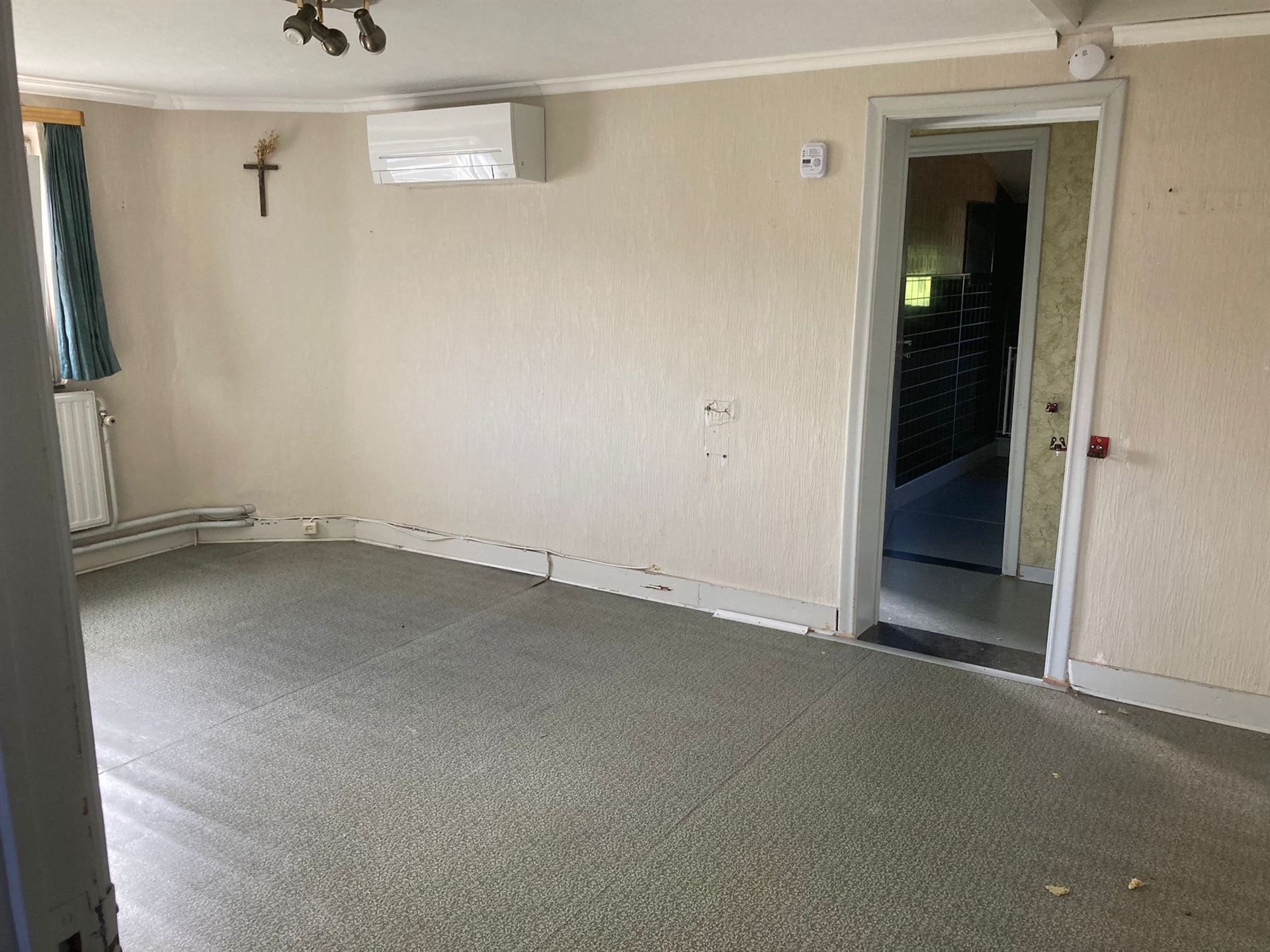 Te renoveren woning op een doodlopende straat  foto 10