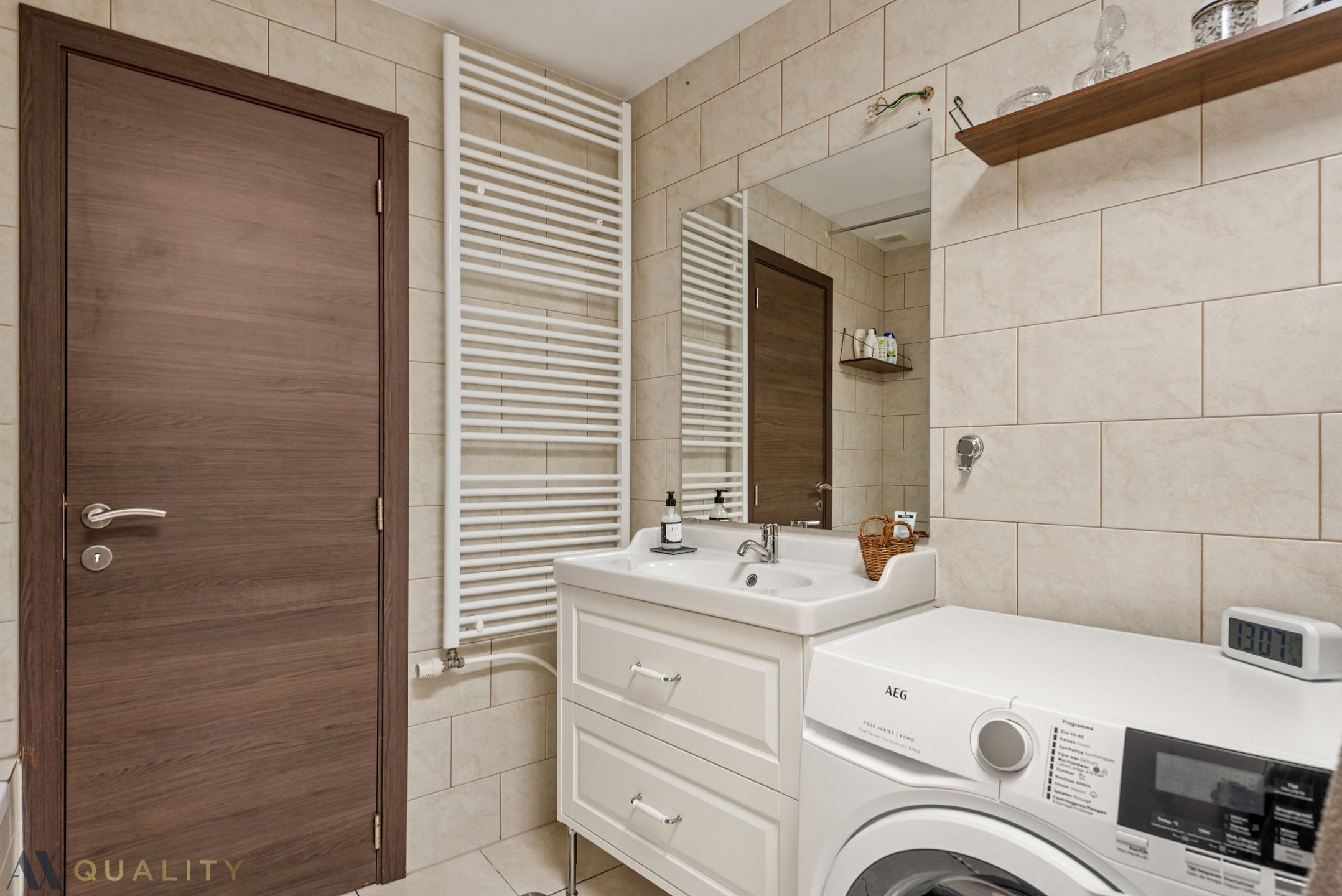 Instapklaar, gerenoveerd 2 slpk.-appartement (98 m²) met terras (3,50 m²) foto 5