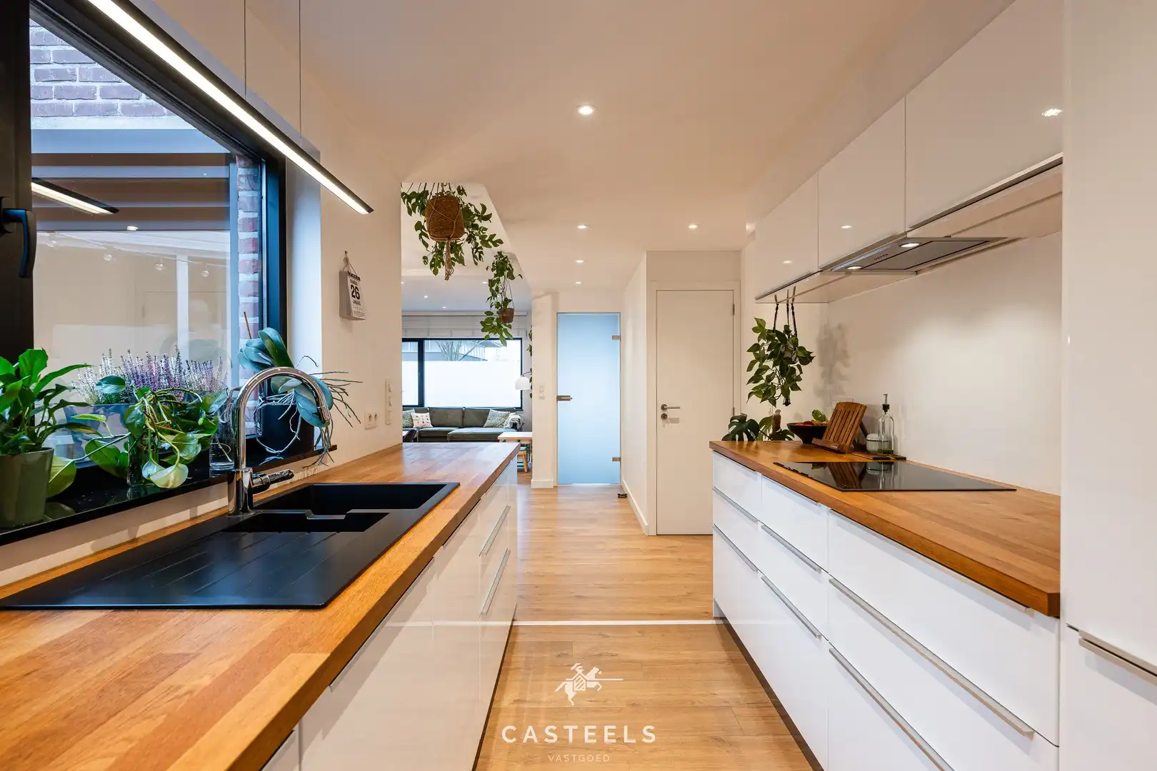 Recent gerenoveerde woning met garage in Gentbrugge foto 8