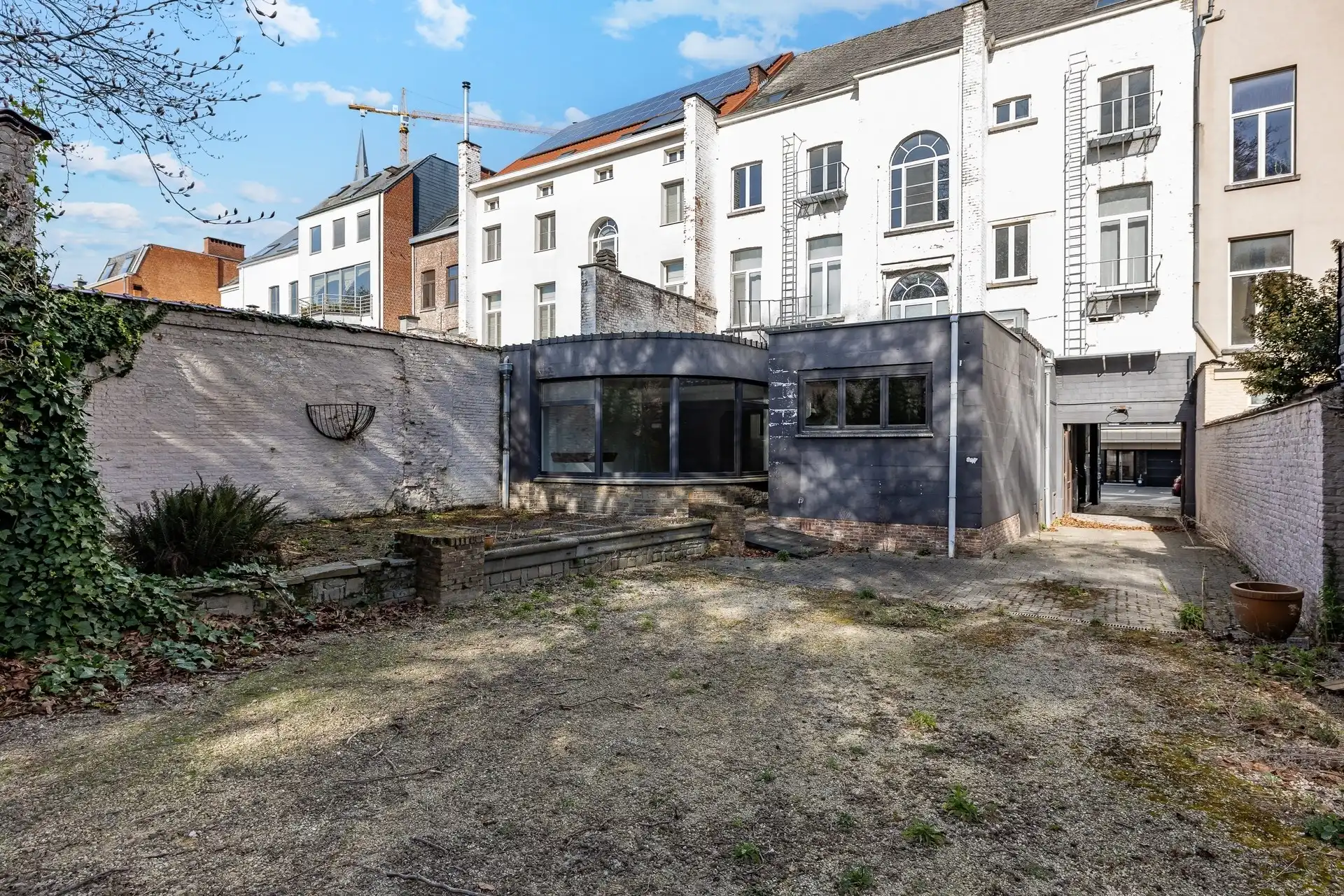 Uniek en uitzonderlijk ruim herenhuis op toplocatie in Aalst  foto 3