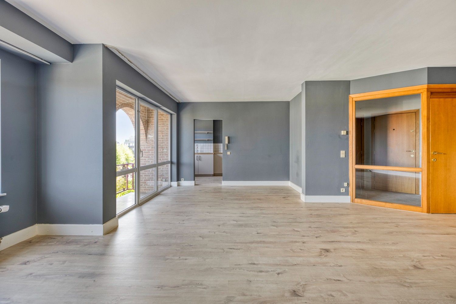 Ruim appartement met 3 slaapkamers in centrum Lanaken foto 4