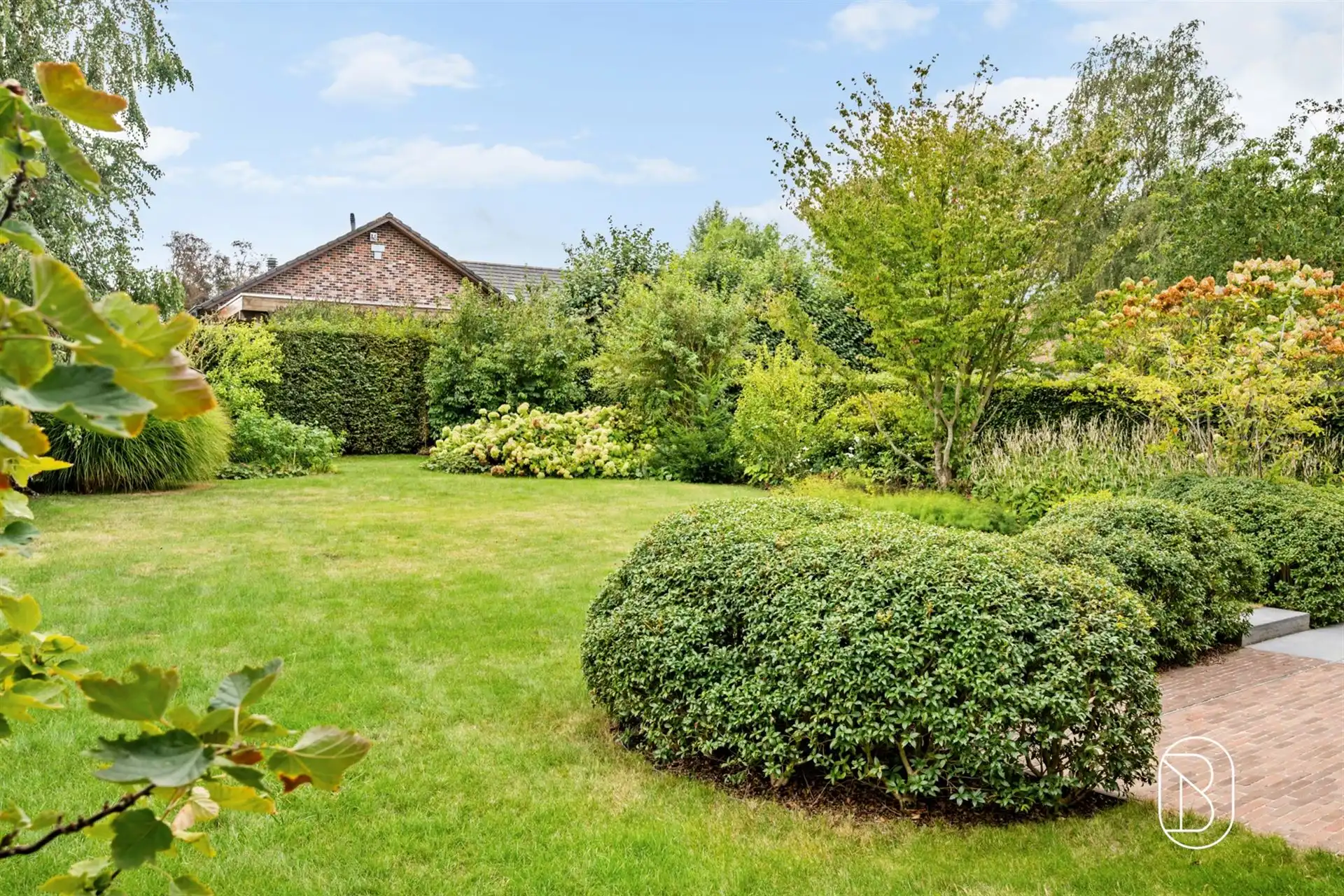 Leuke energiezuinig woning met mooie tuin!  foto 8
