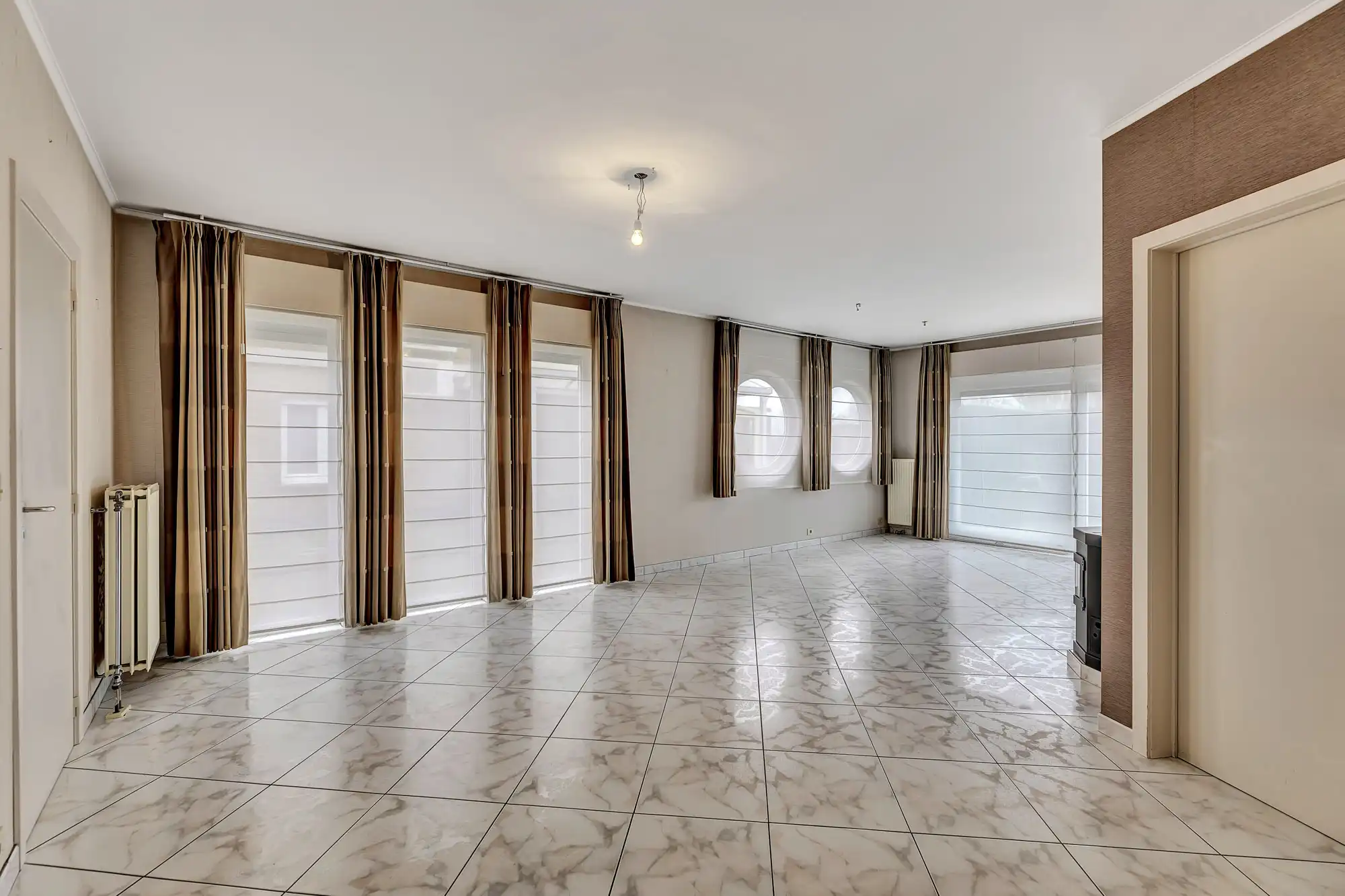 Instapklare HOB met tuin en garage foto 3