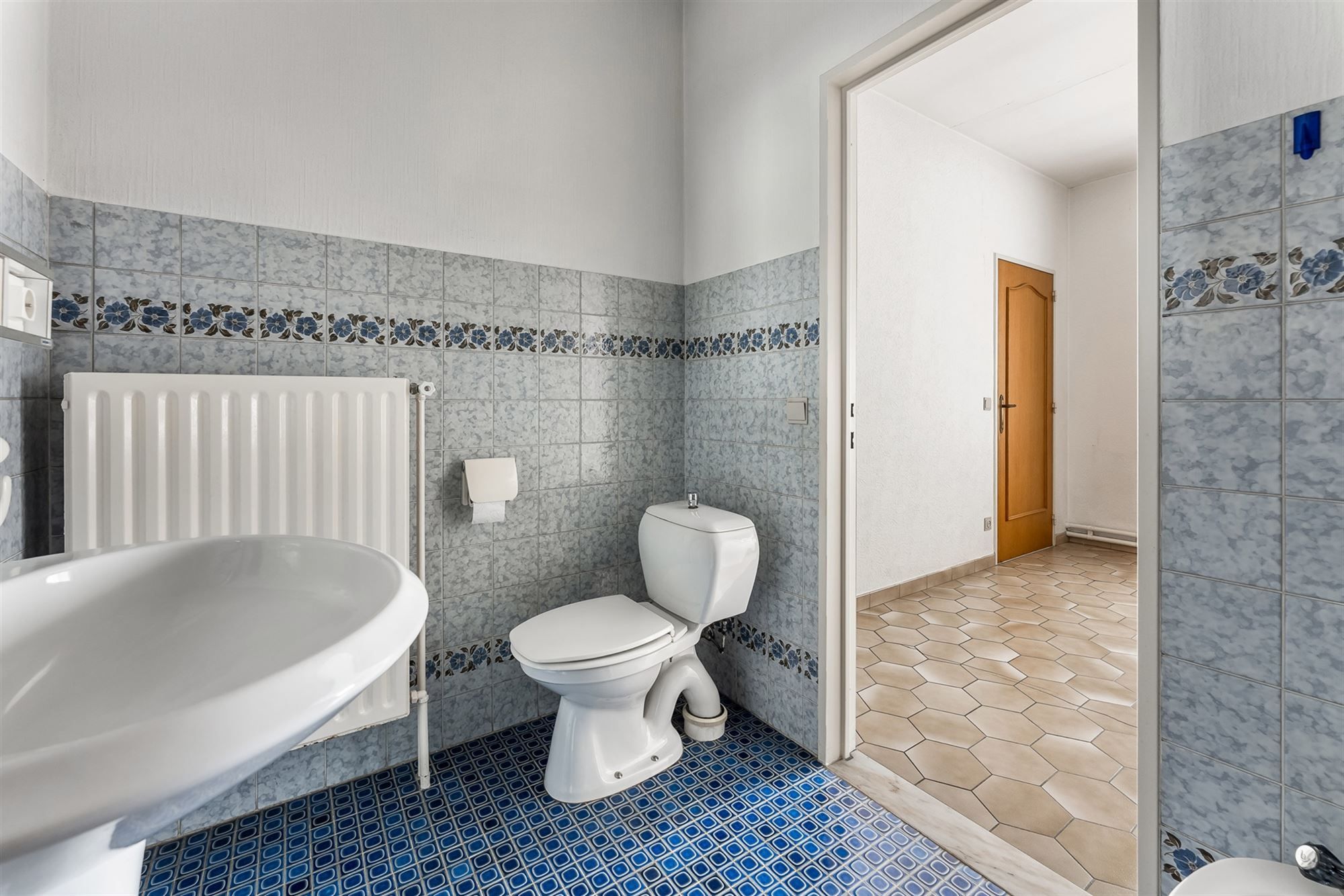 CENTRAAL GELEGEN, RUIM HANDELSPAND MET WOONST (415M²) TE BALEN foto 23