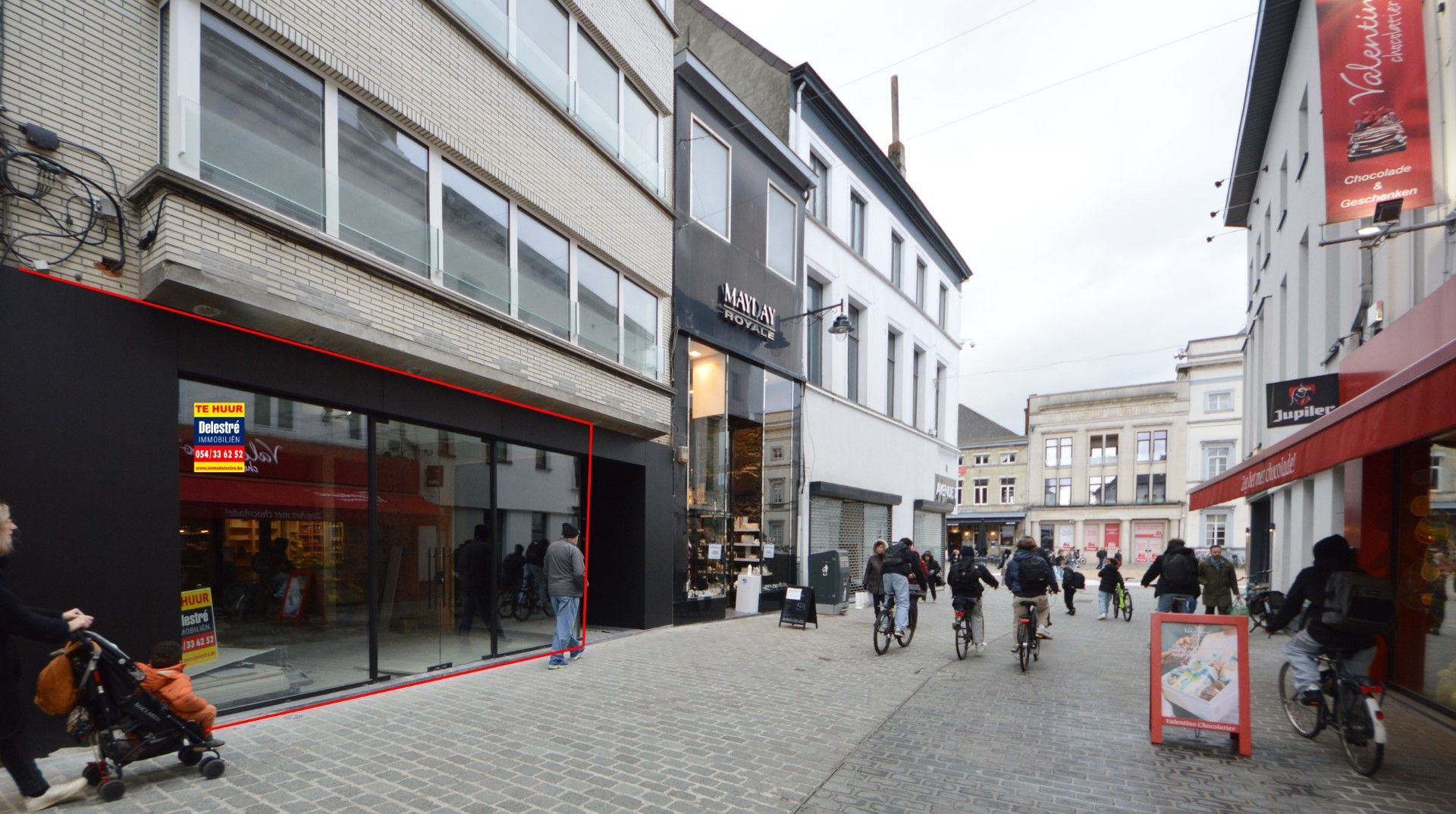 VERNIEUWD COMMERCIEEL GELIJKVLOERS NABIJ GROTE MARKT  foto 3