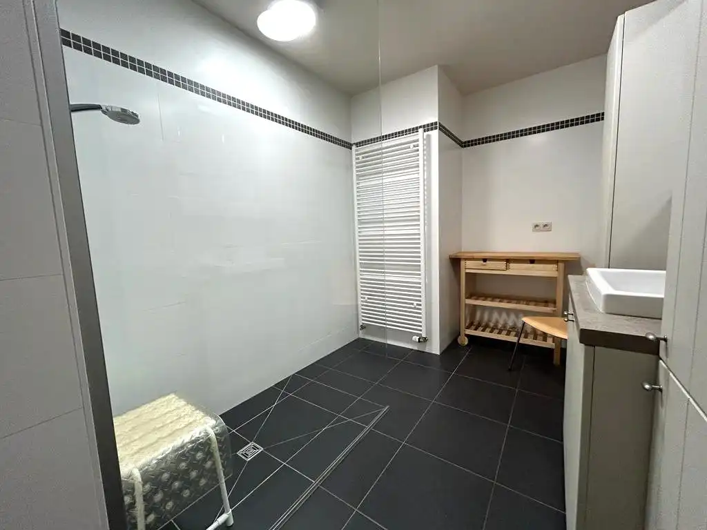 Gelijkvloers appartement met 2 slaapkamers in het centrum van Mol! foto 17