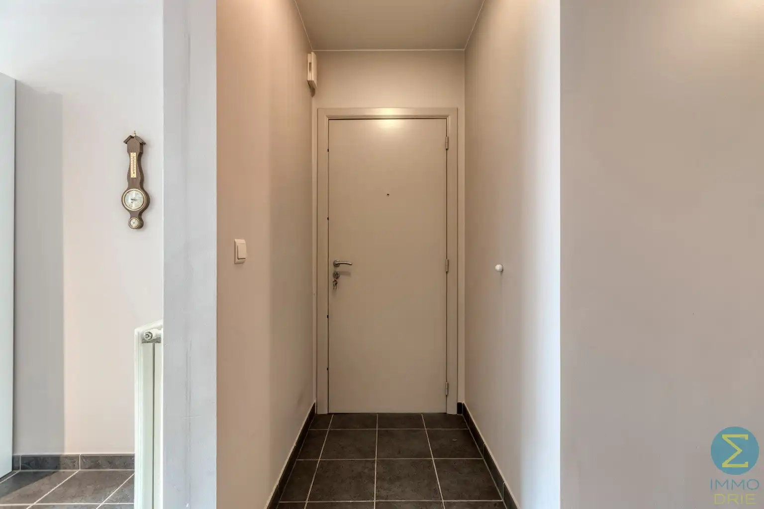 Ruim 2-slaapkamerappartement met balkon, garage én kelder  foto 4