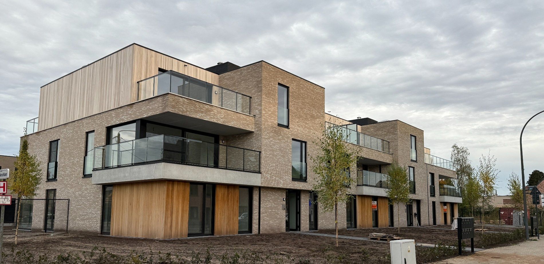 Residentie Balique - hedendaags wonen te St-Job-in-'t-Goor foto {{pictureIndex}}