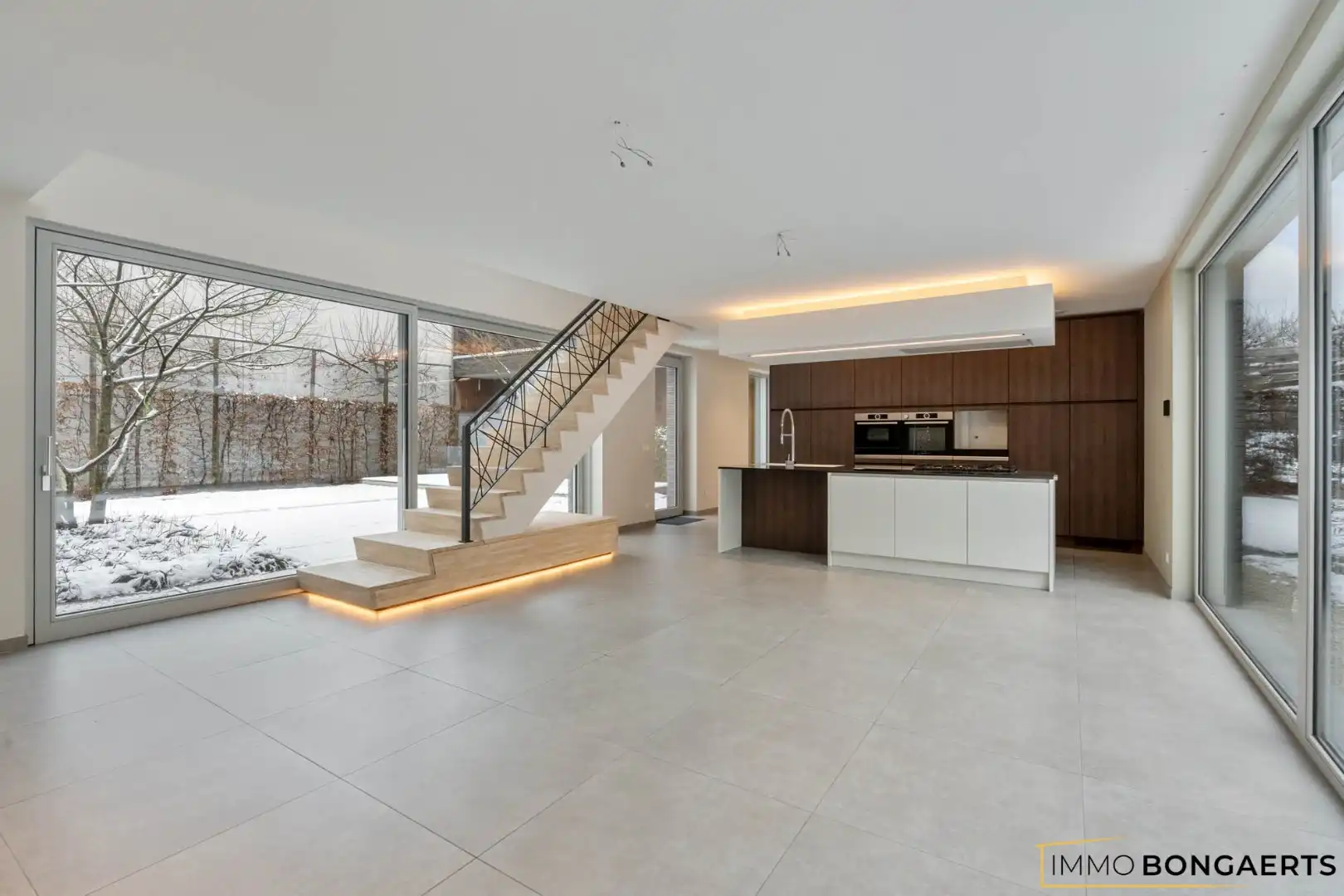 Moderne woonst met 4 slaapkamers  foto 6