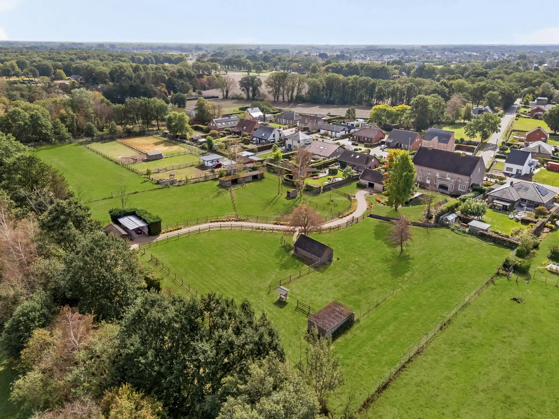 Exclusieve villa met praktijkruimte op domein van 1,4 ha foto 31