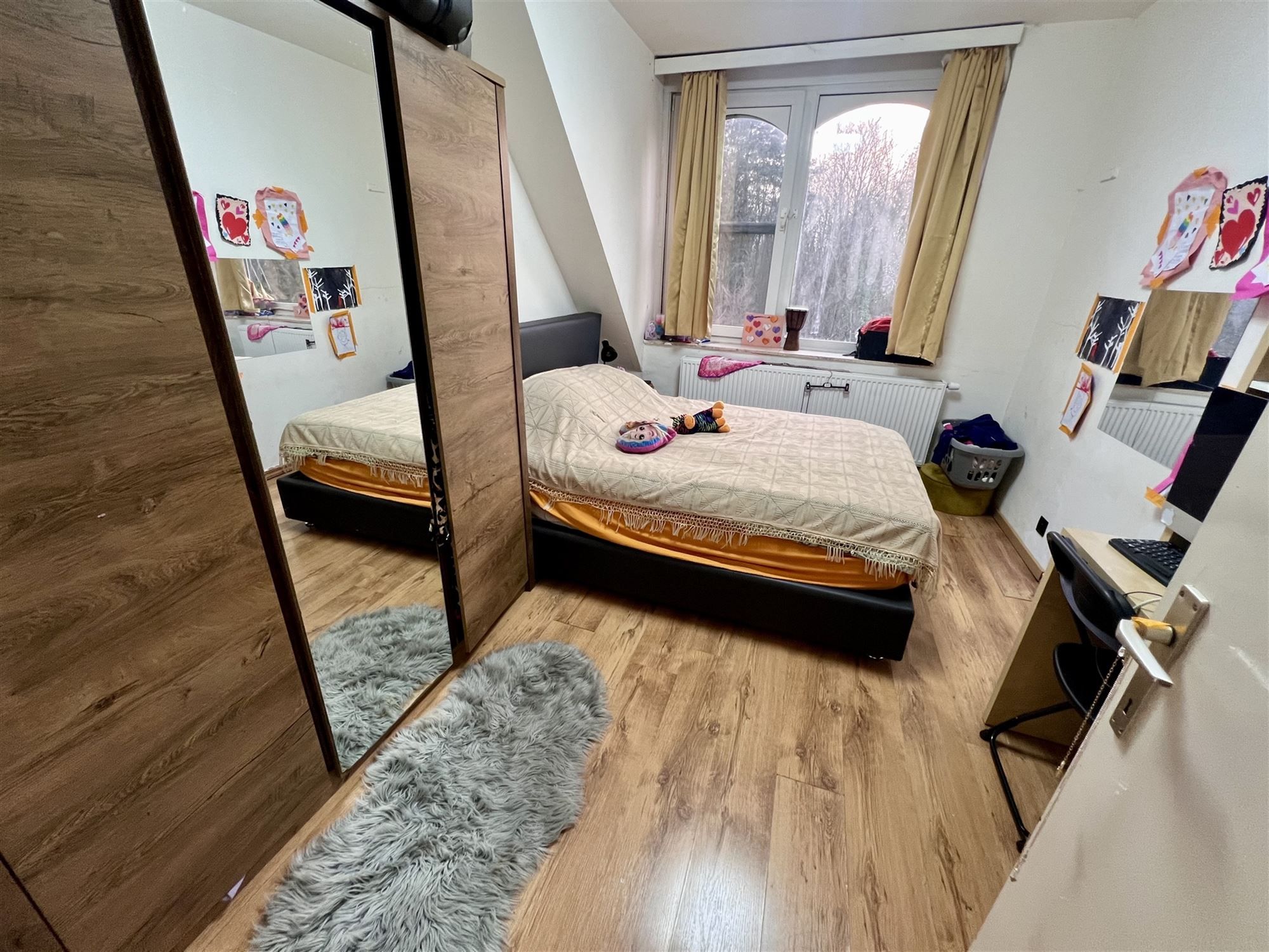 Enorme gezinswoning op 463 m² met 5 slaapkamers en 2 badk. foto 21