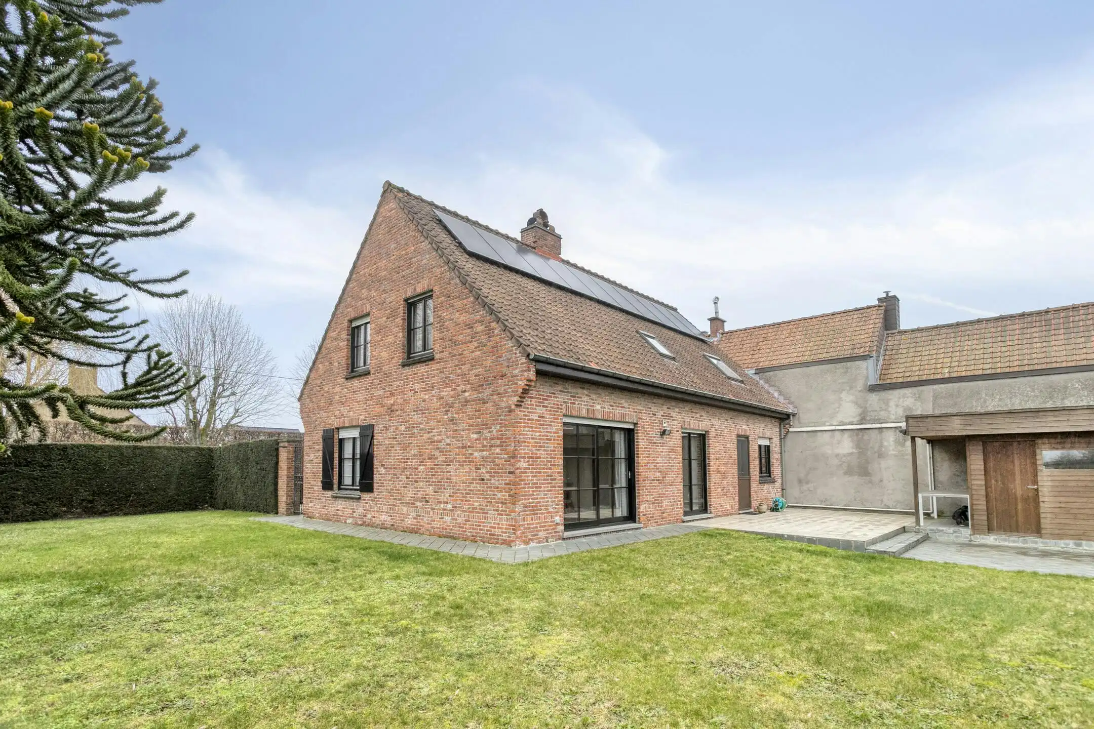 Halfopen huis met 4 kamers te koop op topligging in Waregem foto 3