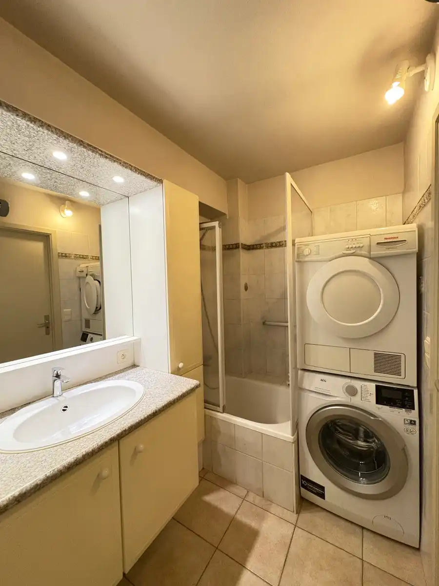 Gemeubeld appartement op de Zeedijk 2 slpk 82m  foto 7