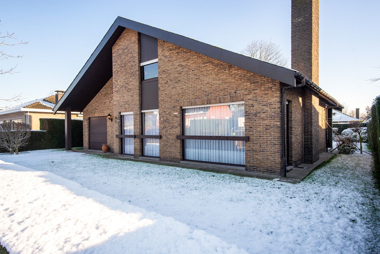 Zeer ruime vrijstaande woning met 3 slaapkamers en uitbreidingspotentieel in Kontich foto 2