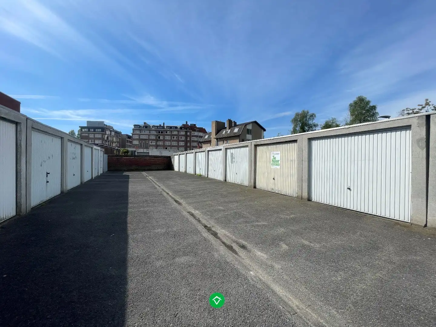 Afgesloten garagebox in centrum Roeselare foto 5