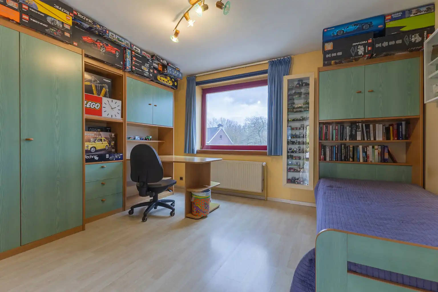 Ruime woning: 5 slpks, garage en grote tuin op toplocatie foto 22