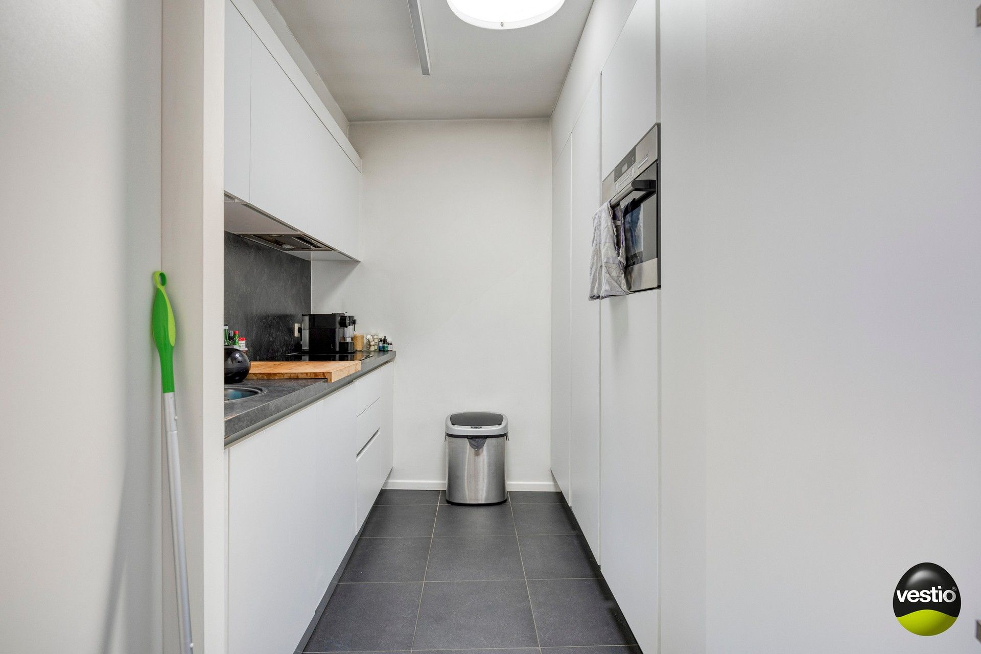Instapklaar en stijlvol 1,5-slaapkamerappartement in de levendige Aldestraat – hartje Hasselt foto 7