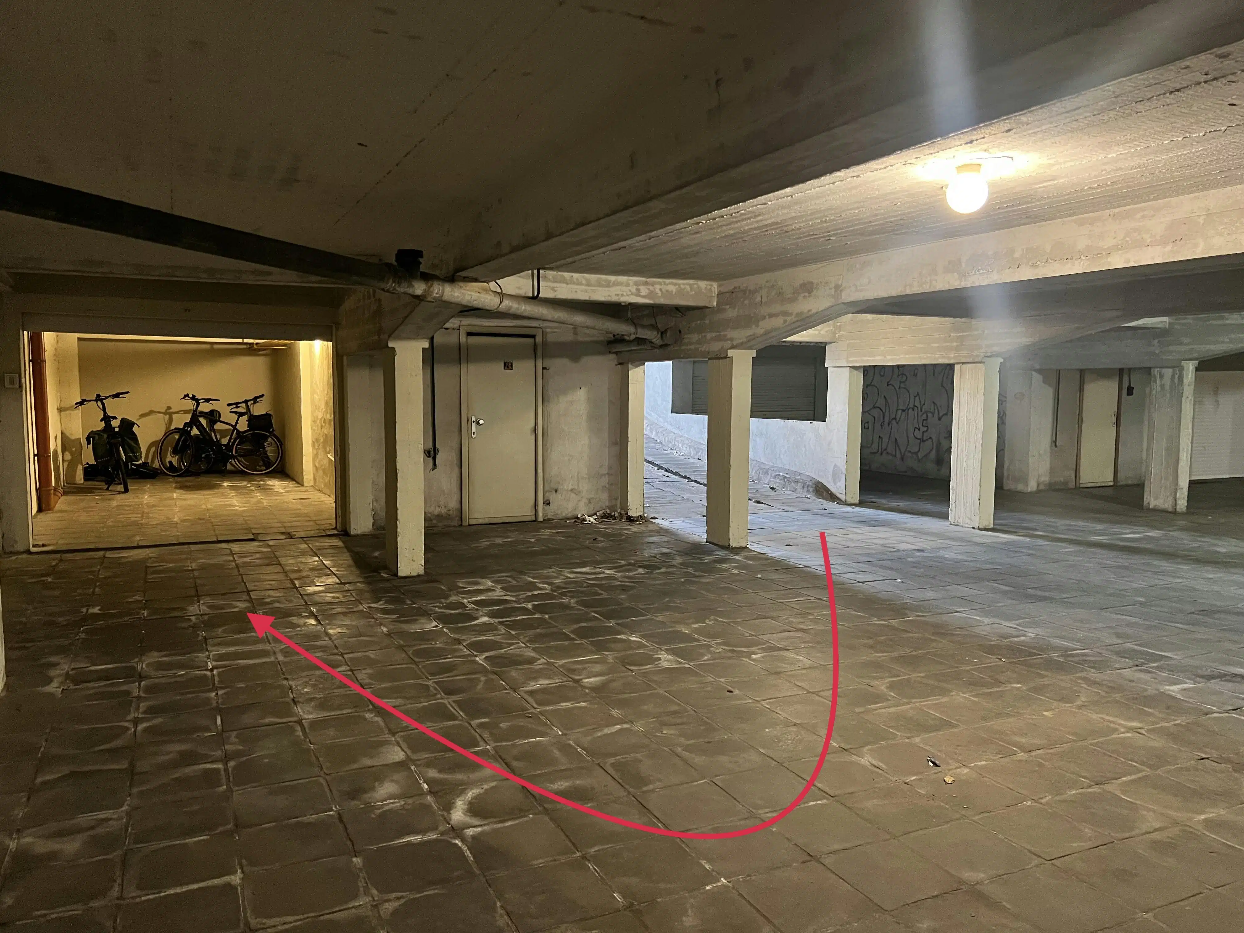 Ruime garagebox te koop te Oostende - Mariakerke foto 2