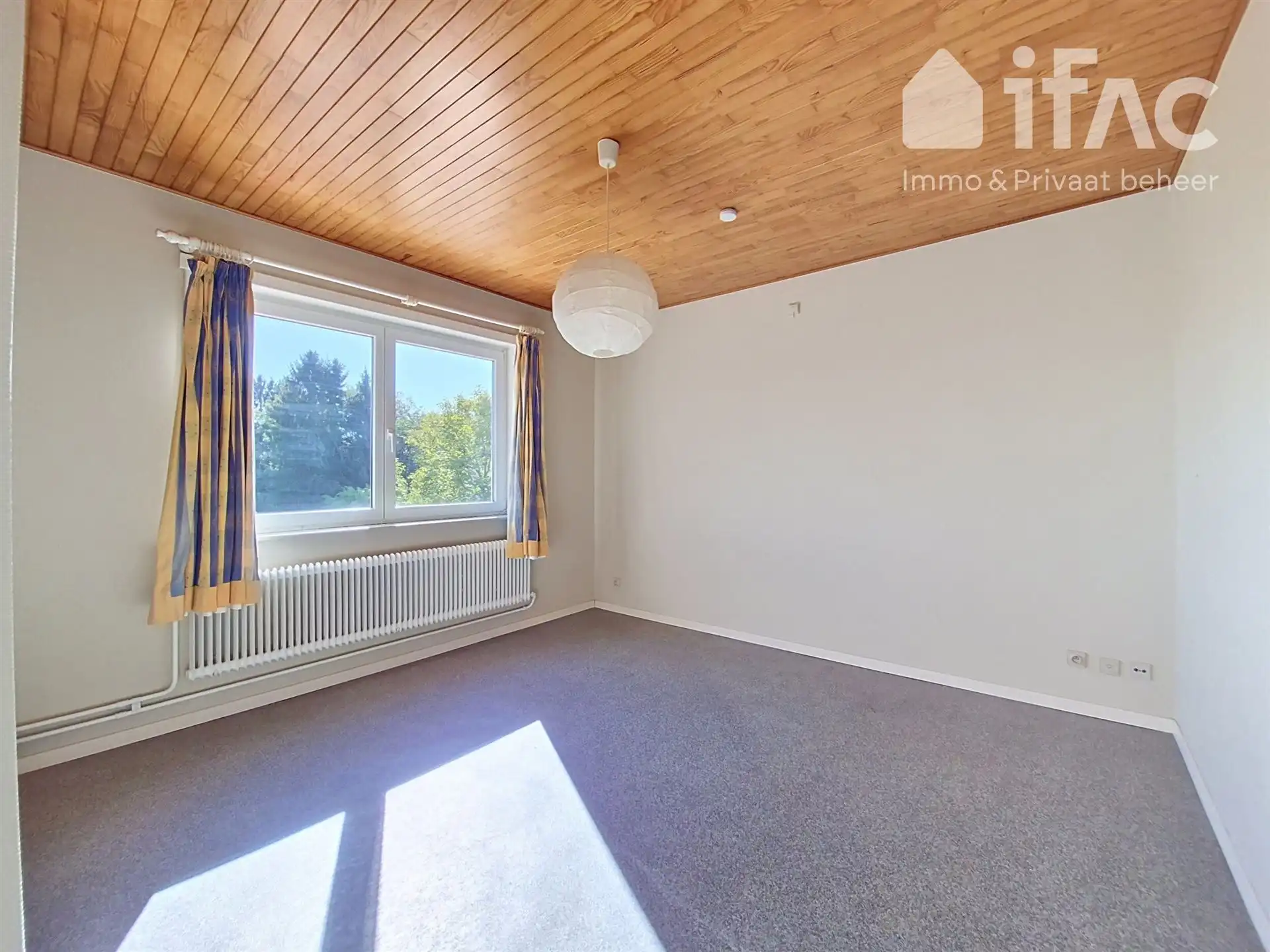 Mooi 3-gevel woning in centrum met parking&garage op 4a70ca foto 17
