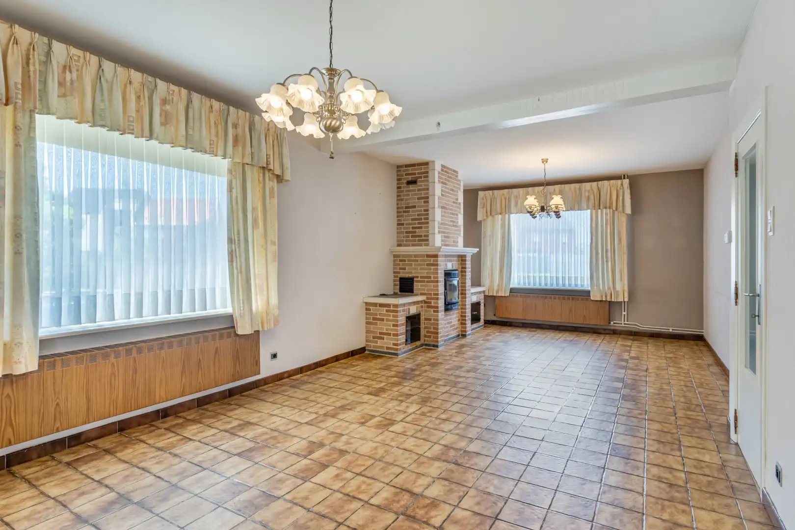 Charmante gezinswoning met prachtige tuin op een perceel van ca. 3.348 m² foto 7