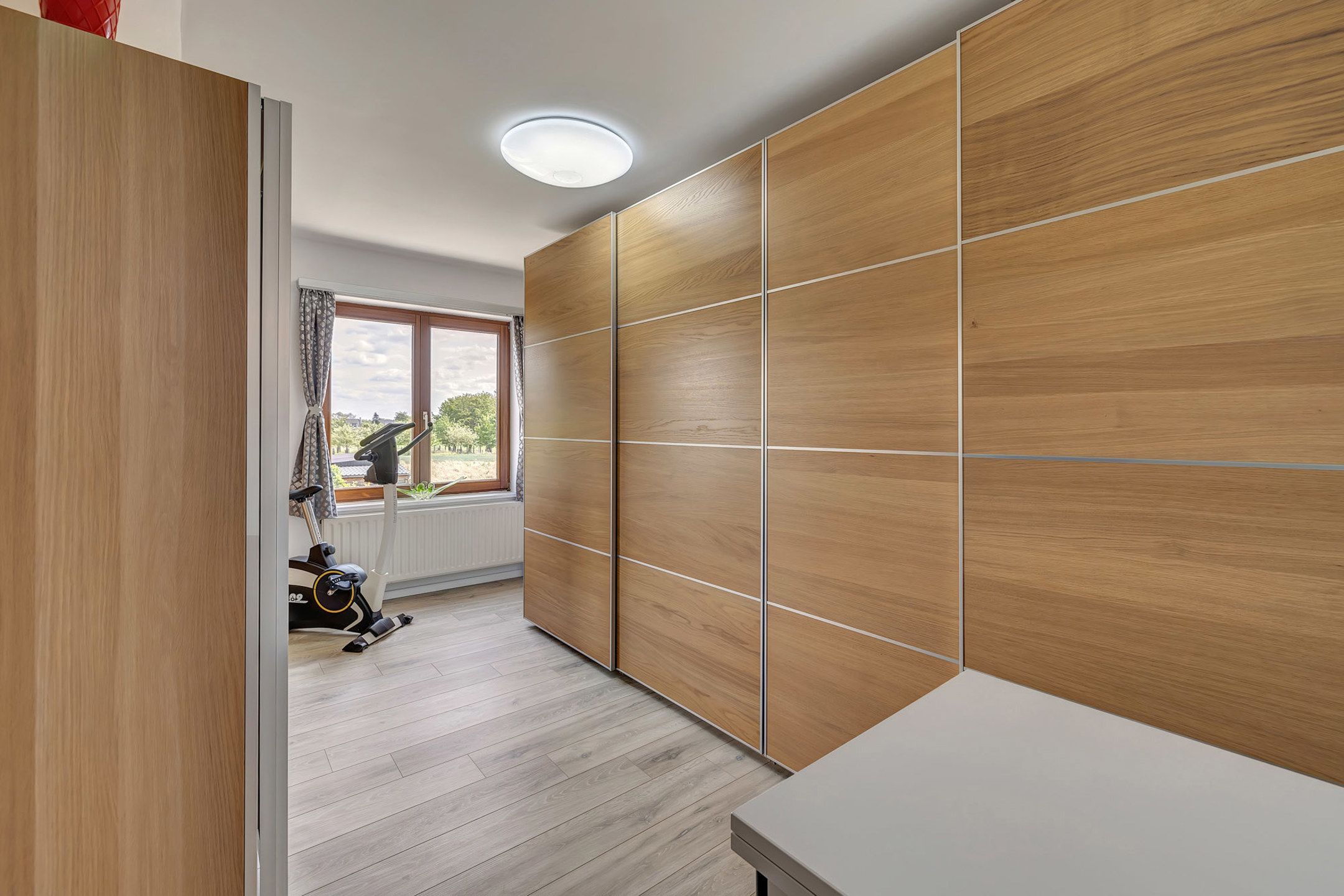 Ruime, prachtig gelegen woning met diverse mogelijkheden foto 20
