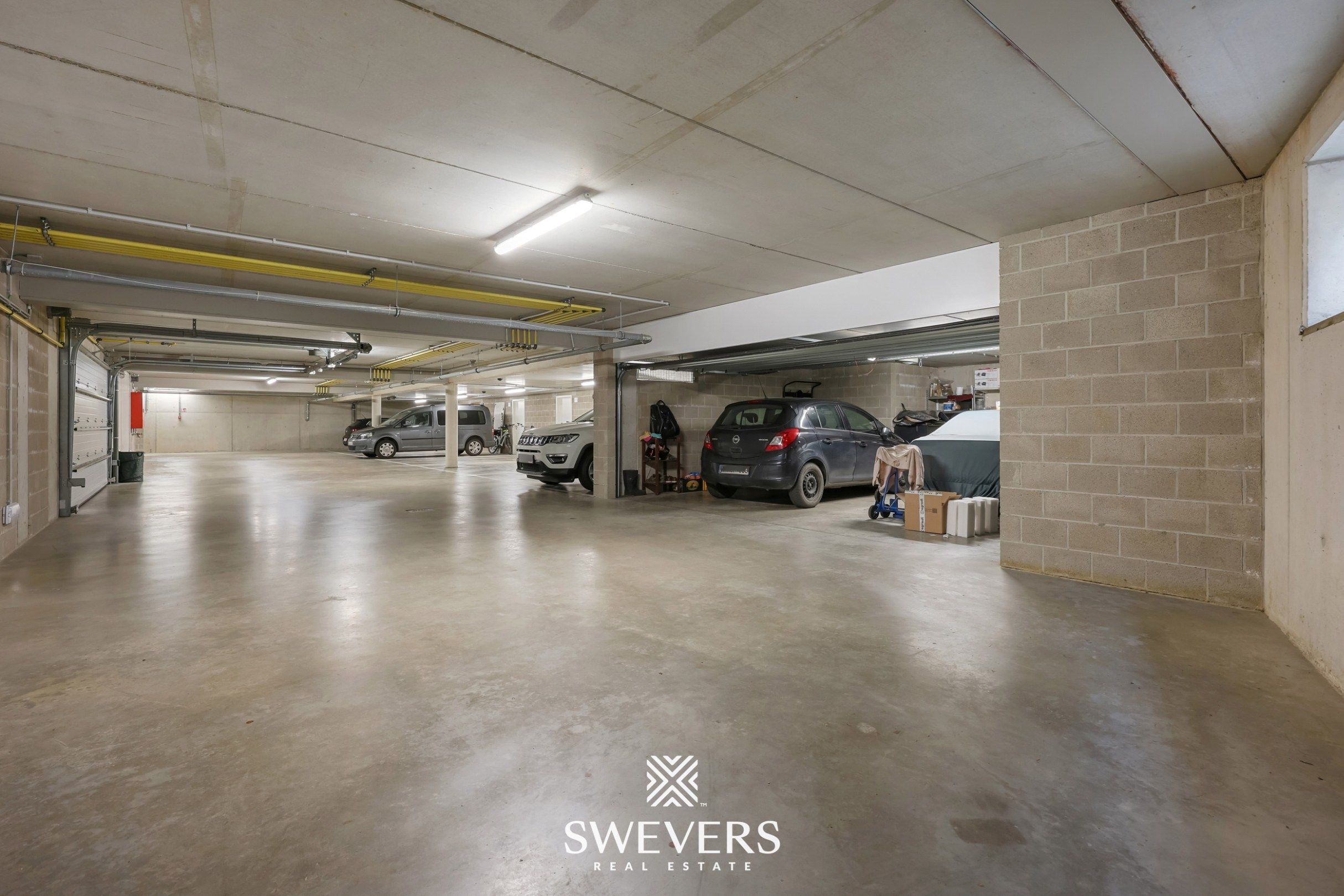 Gelijkvloers appartement met privétuin en dubbele garage foto 17