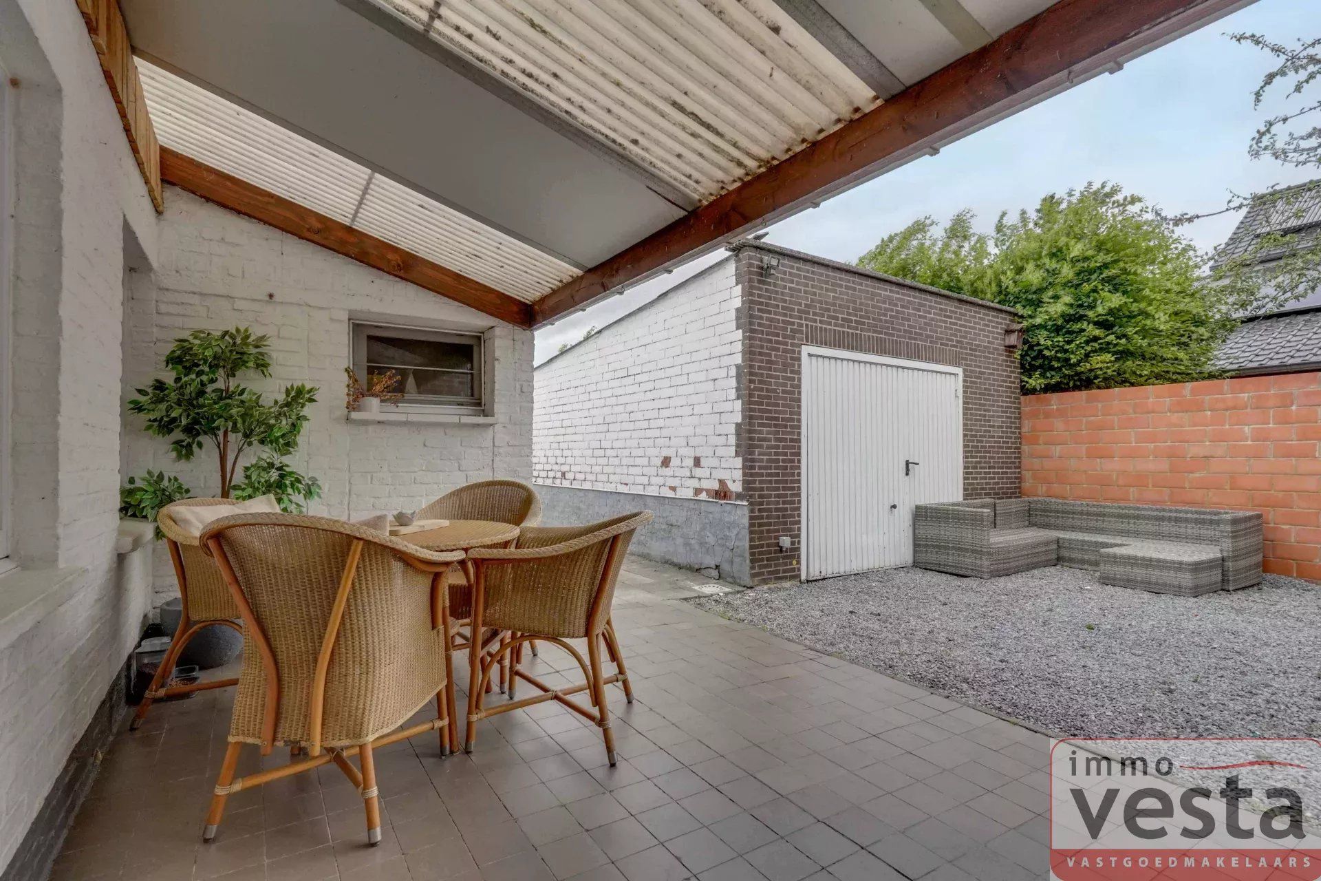 Gerenoveerde woning met 3 slaapkamers, ruime tuin en landelijke charme foto 21