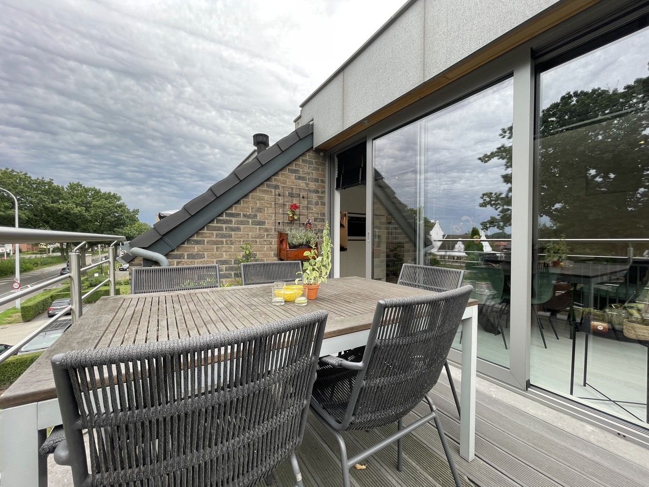 Luxueus appartement met 2 terrassen foto 9